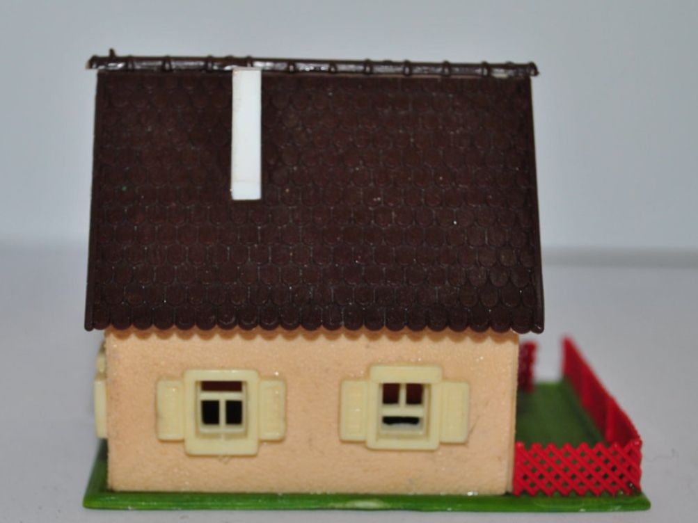 Faller Modelleisenbahnen: Faller Wohnhaus (PDB125) – Gebraucht aus Aarwangen von Bahnsupport 3