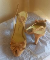 Chaussures femme Bata cuir/daim beige pointure 37