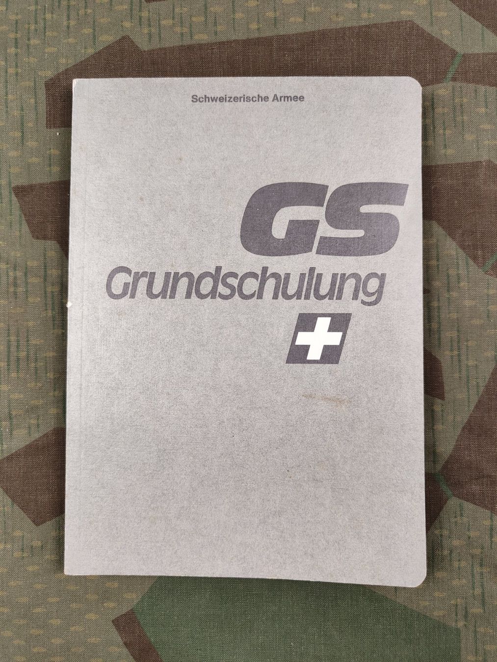 Schweizer Armee Uniformen: Reglement Grundschulung GS – Gebraucht aus Bauma von SwissMilitaria