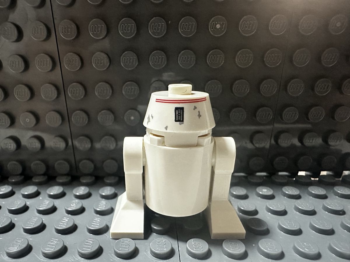 Lego Figuren: Astromech Droid R5-D4 – Neu (gemäss Beschreibung) aus Riehen von jon_s2m5 1