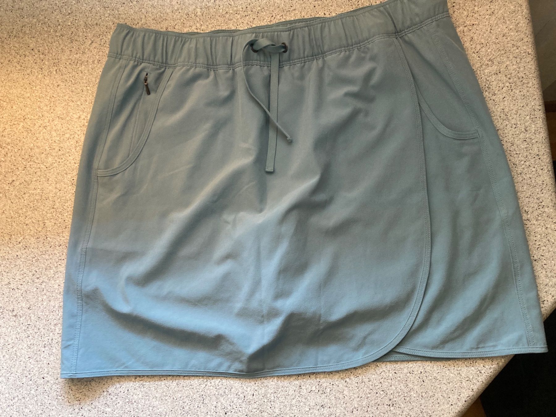 Patagonia Gonne: Patagonia W's Fleetwith Skort Gr. L – Usato da Bolligen venduto da ocean133