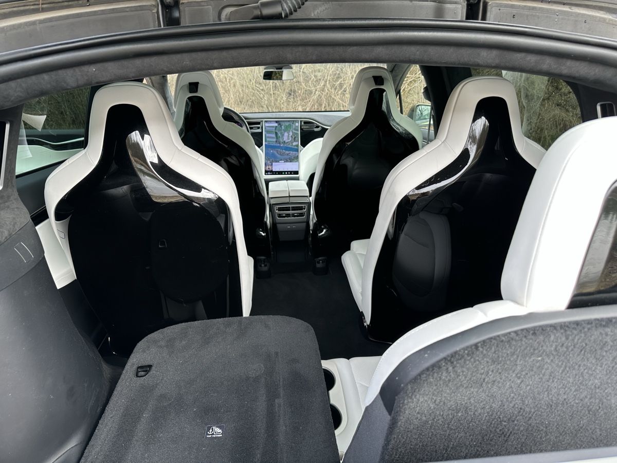 Tesla Autos: Tesla Model X 90D / Free Supercharge SC01 / 6 Plätzer / FSD – Gebraucht aus Schüpfen von magnex99 9