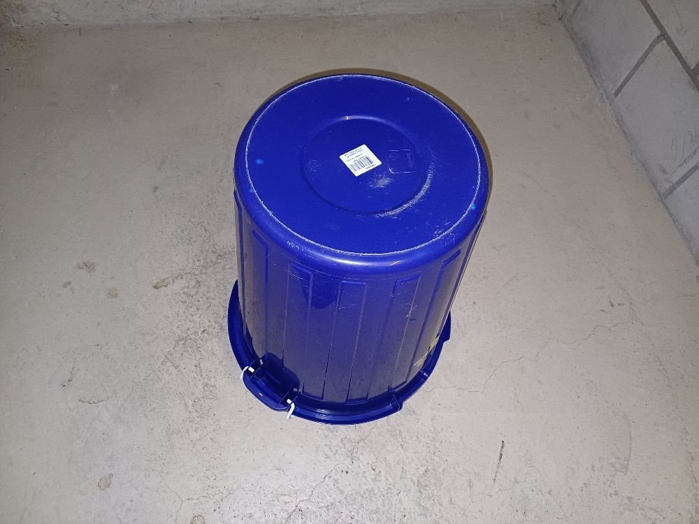 Contenitori & Simili: Universal Plastik Tonne 25 L (Futtertone) – Usato da Laufen venduto da claudia125 3
