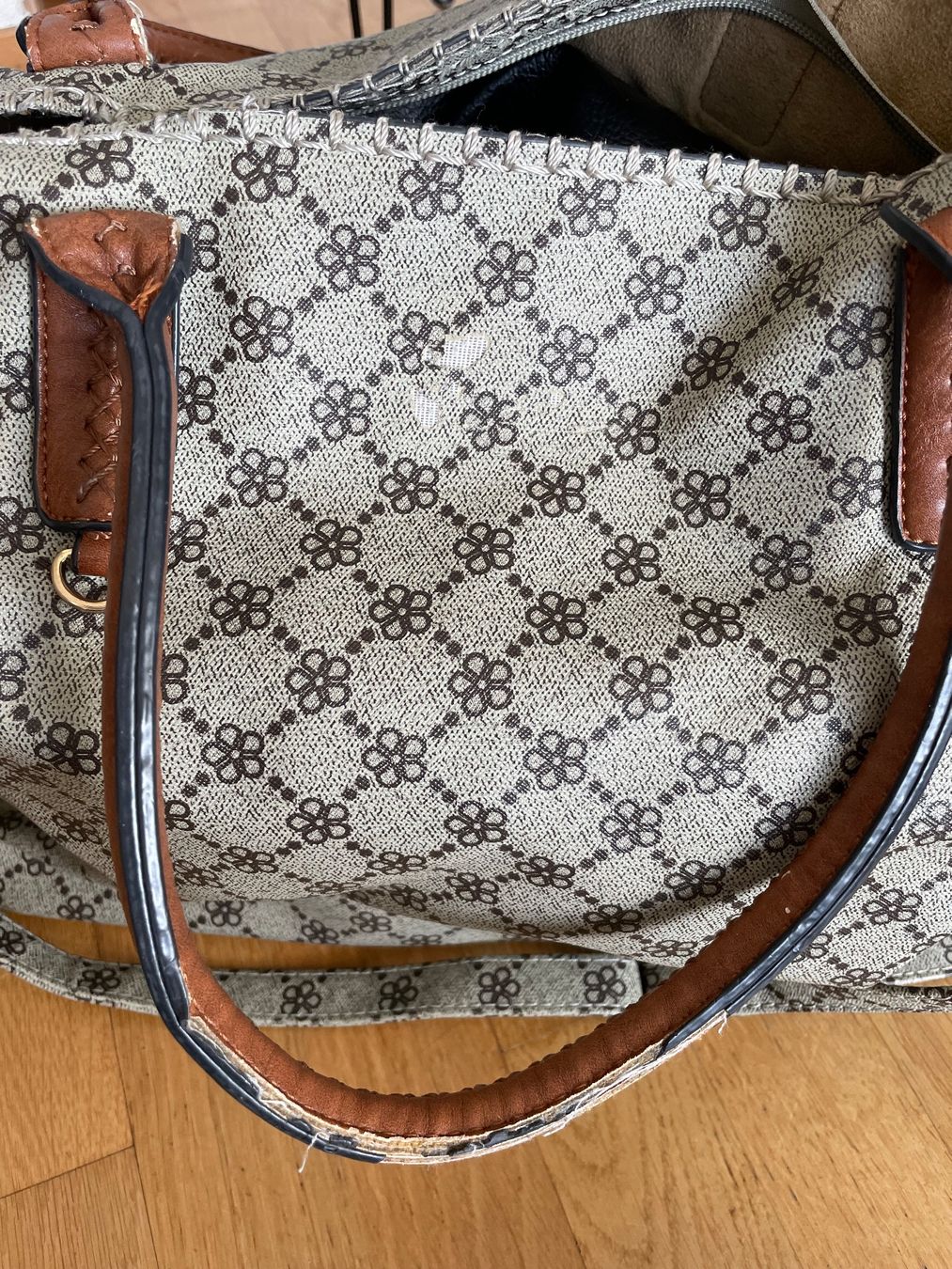 Taschen für Damen: Tasche – Gebraucht aus Selzach von iagiag98 1