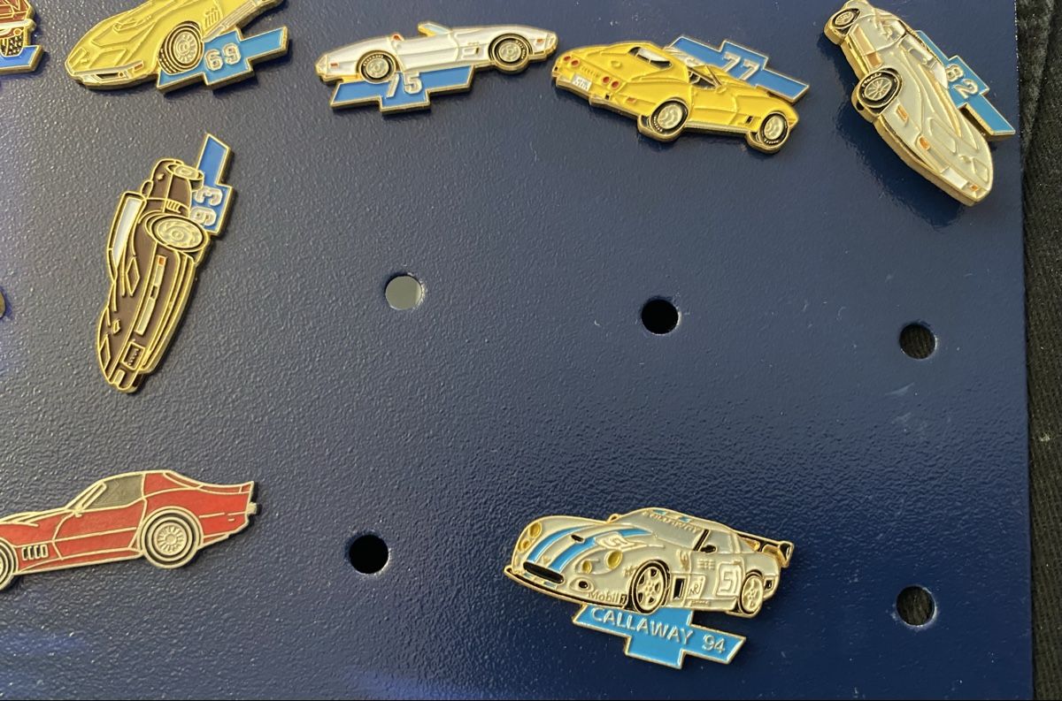 Chevrolet Plaketten & Abzeichen: CORVETTE 20 Pin‘s – Neu (gemäss Beschreibung) aus Oftringen von Studich 1