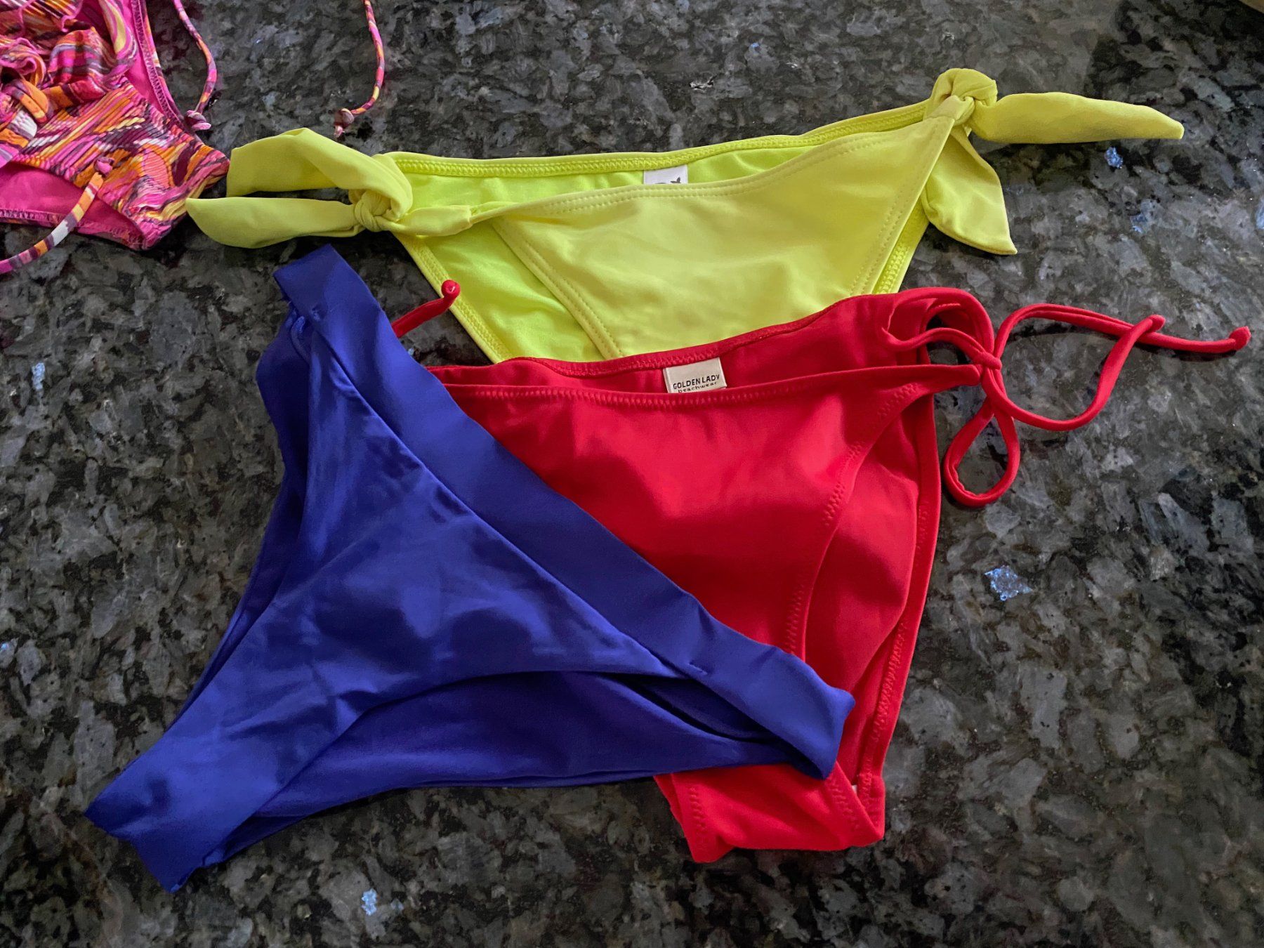 Costumi da bagno & Bikini: 5 x Bikini-Teile. Grösse 34 – Usato da Allenwinden venduto da Obalu 2