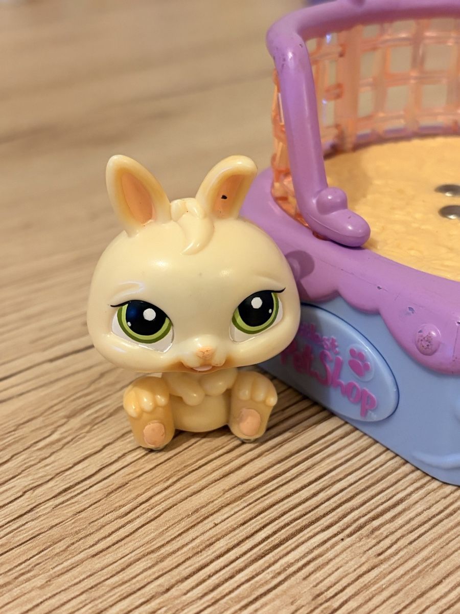 Littlest Pet Shop Giocattoli: Lapin Aimant Littlest Pet Shop – Usato da Neuchâtel venduto da cobhlr 1
