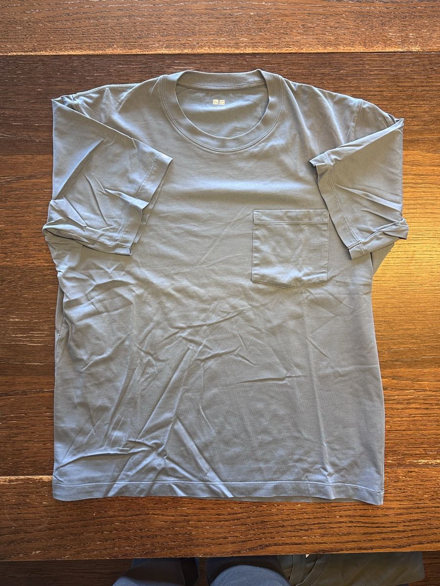 Uniqlo T-shirt: Uniqlo Shirt – Usato da Zürich venduto da davozn