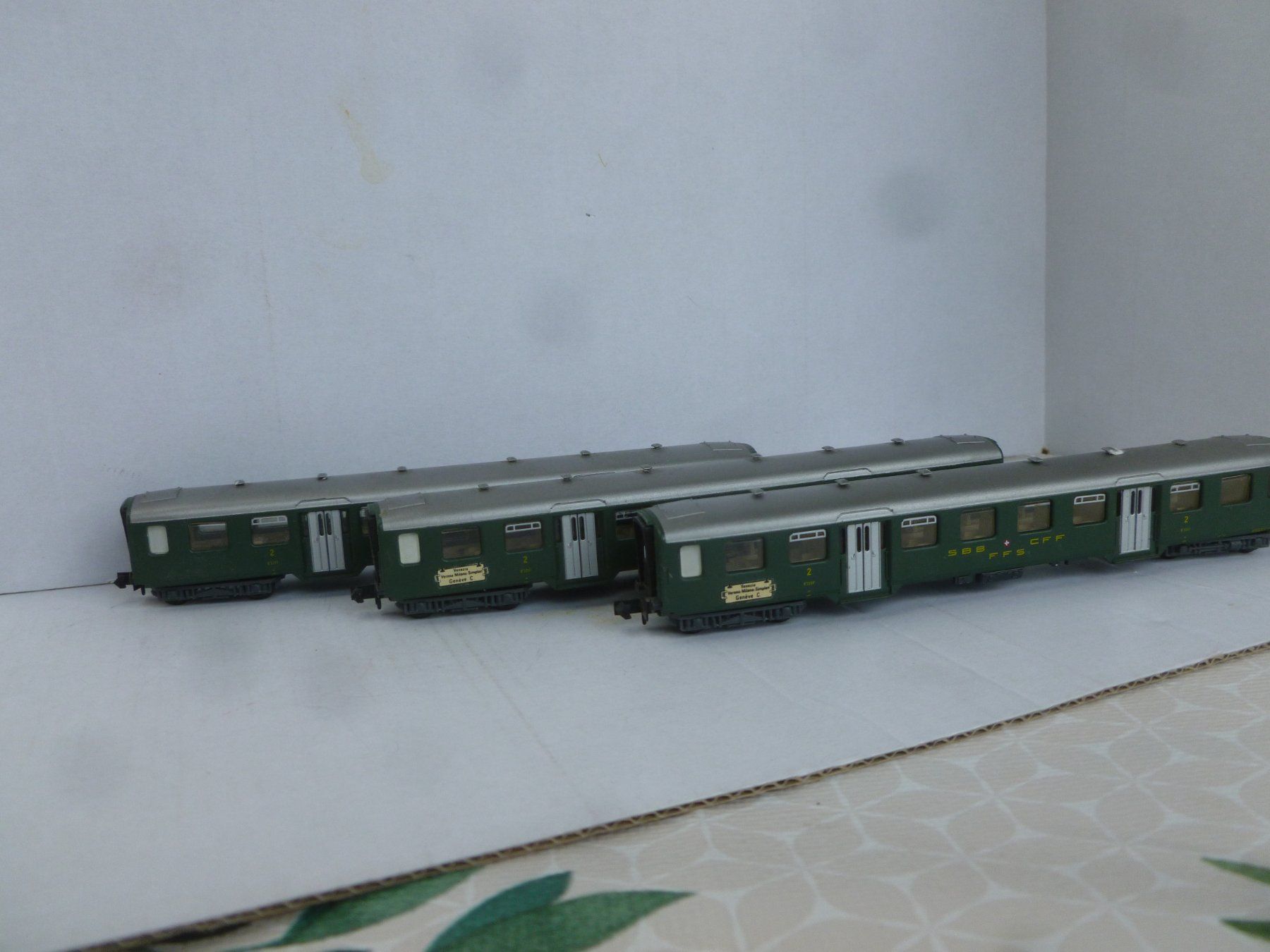 Arnold Modellini di ferrovie: Arnold 3 SBB Personenwagen EWI – Usato da Bubikon venduto da Br103er