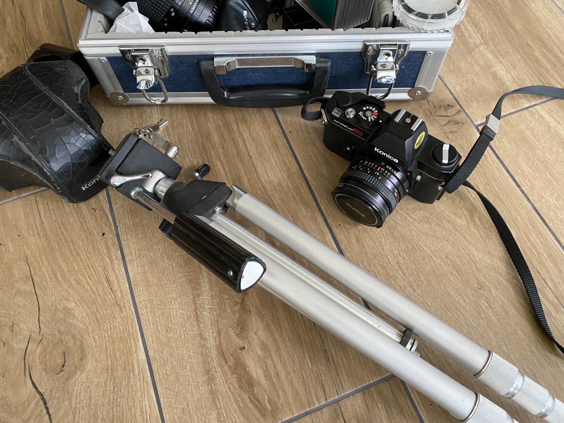 Konica Kamera: Kameraset Konica mit Objektiven +Hexanon+ div. Linsen – Gebraucht aus Windlach von Ry-u 2