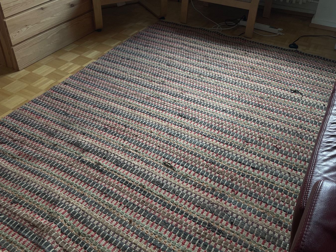 Teppiche: Farbiger Teppich – Gebraucht aus Basel von zoe_hm9x