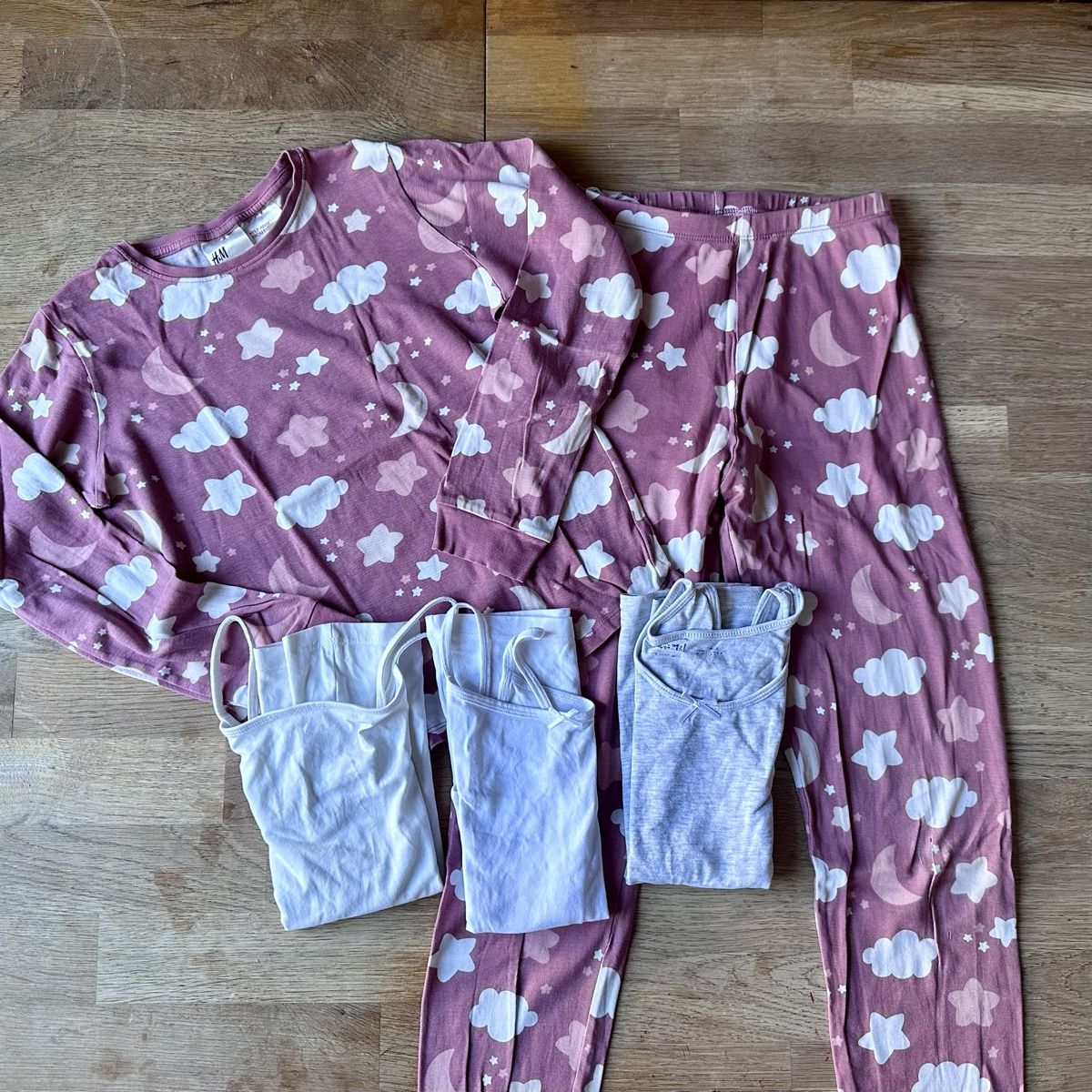 Lotti & Set di vestiti: Kleiderset Mädchen 140 (3) – Usato da Malans GR venduto da aicul31 4