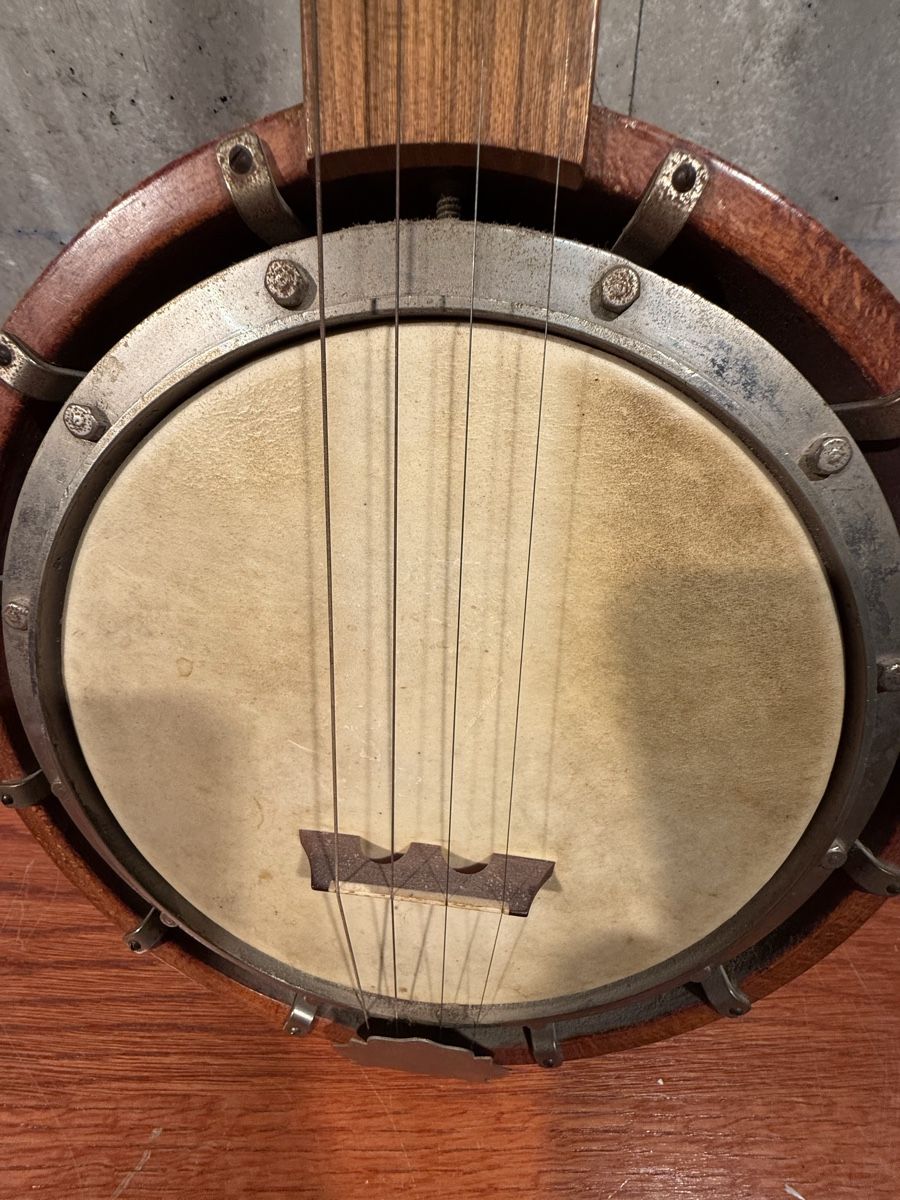 Vintage Strumenti musicali: Banjo vintage  avec étui, – Usato da Lausanne venduto da artnouveau04 1