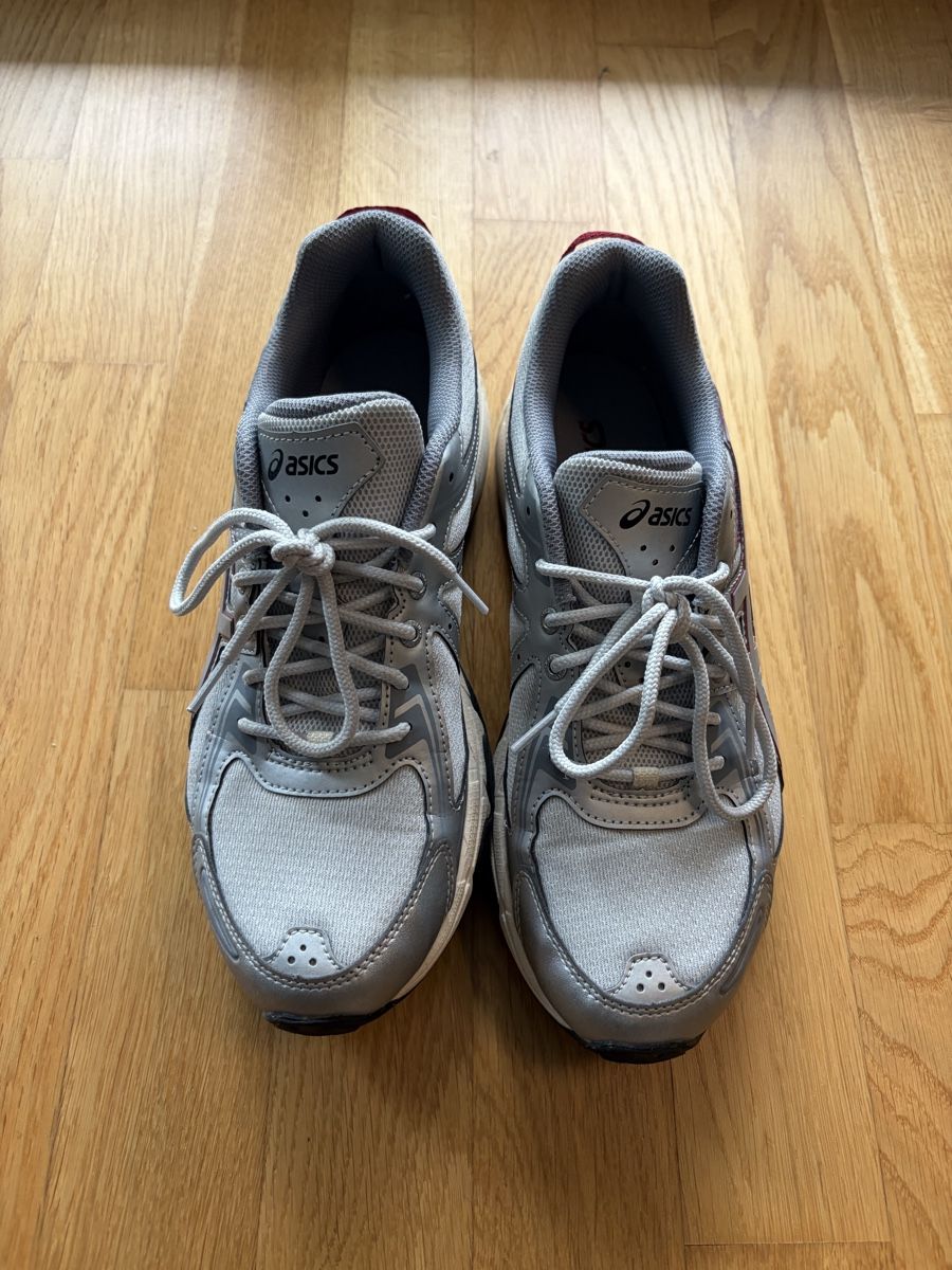 Asics Scarpe da uomo: Asics Schuhe Gr. 42 – Nuovo (secondo la descrizione) da Schaffhausen venduto da golazo_vines 2