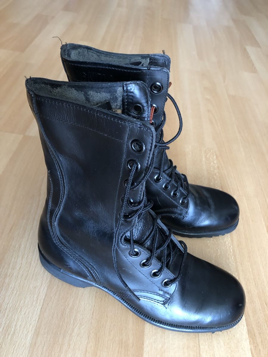 Scarpe da uomo: Rangers en cuir taille 38. – Usato da Gland venduto da marckarl
