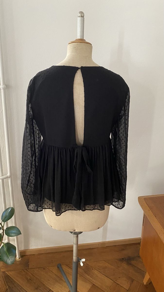 Zara Camicette: Oberteil von Zara – Nuovo (secondo la descrizione) da Schaffhausen venduto da melanieisa 1