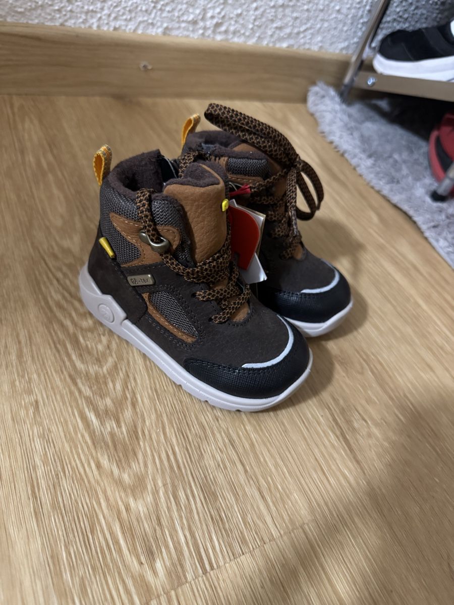 Elefanten Scarpe per ragazzi: Elefanten Kinderstiefel  – Nuovo e nell'imballaggio originale da Luzern venduto da Lisa_Motz1999 1
