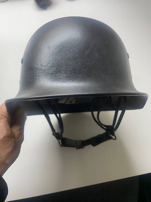 Antike Kleidung & Accessoires: Alter Helm – Gebraucht aus Steinhausen von hinzze01 1