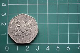 währung kenya five shillings 1985