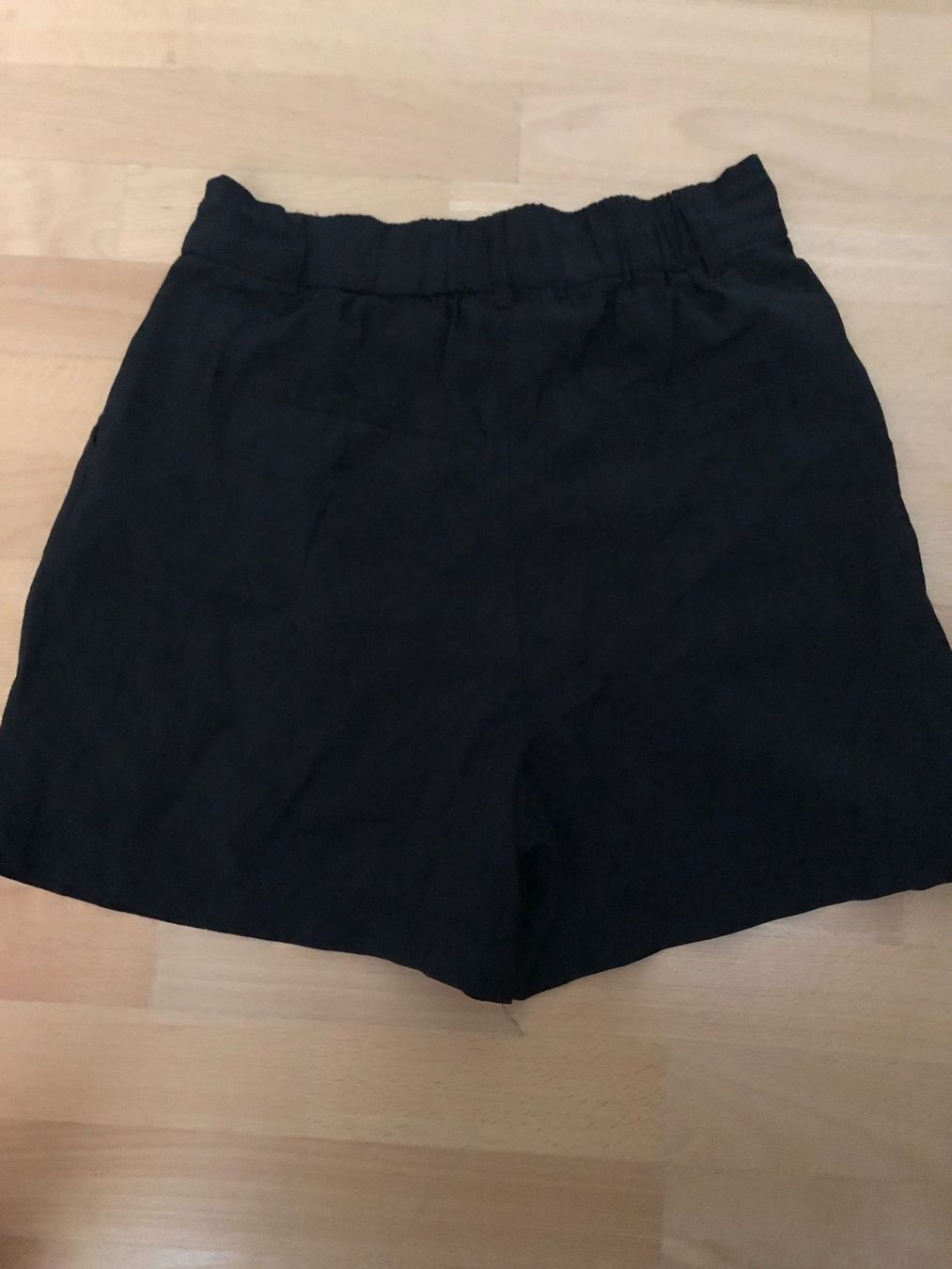 Vila Pantaloni: Shorts - Marke Vila - Grösse 38 – Nuovo (secondo la descrizione) da Oberuzwil venduto da Tomsi_9 1