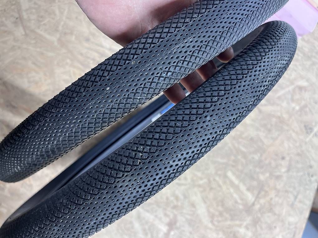 Pezzi di ricambio: Velopneu Vee Speedster 20 x 2.0" WB 27TPI – Usato da Humlikon venduto da hansruedi10 3
