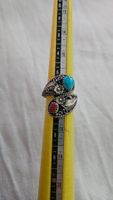 Anello in metallo con pietre (Sterling DY)