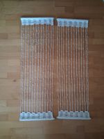 2 Vorhänge von Hand gehäckelt, Baumwolle, inkl. Schienen