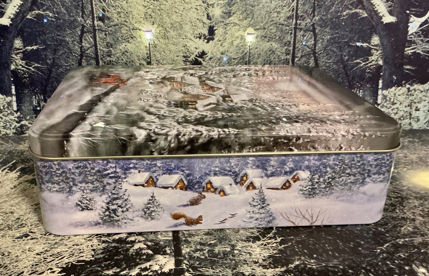 Alle Dekorationen: GEPRÄGTE WUNDERSCHÖNE BLECHDOSE – Gebraucht aus Zell LU von Silvermemory 1