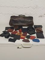 Vintage-Ledertasche und Geldbörsenkollektion