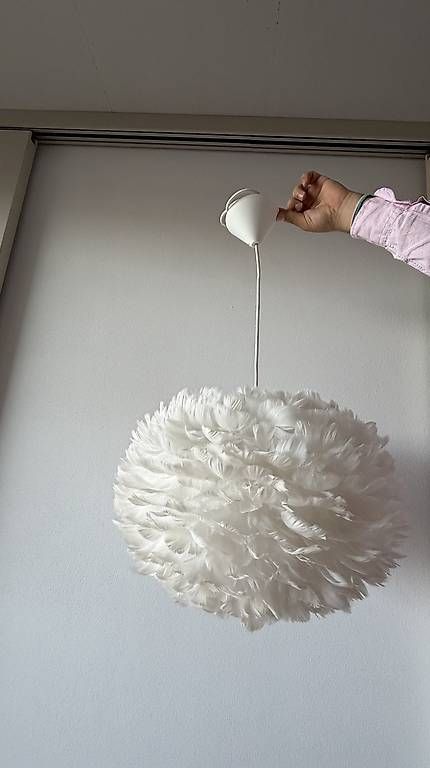 Lampen: Umage Eos feather lamp white medium – Gebraucht aus Horgen von ett_t5rh 3