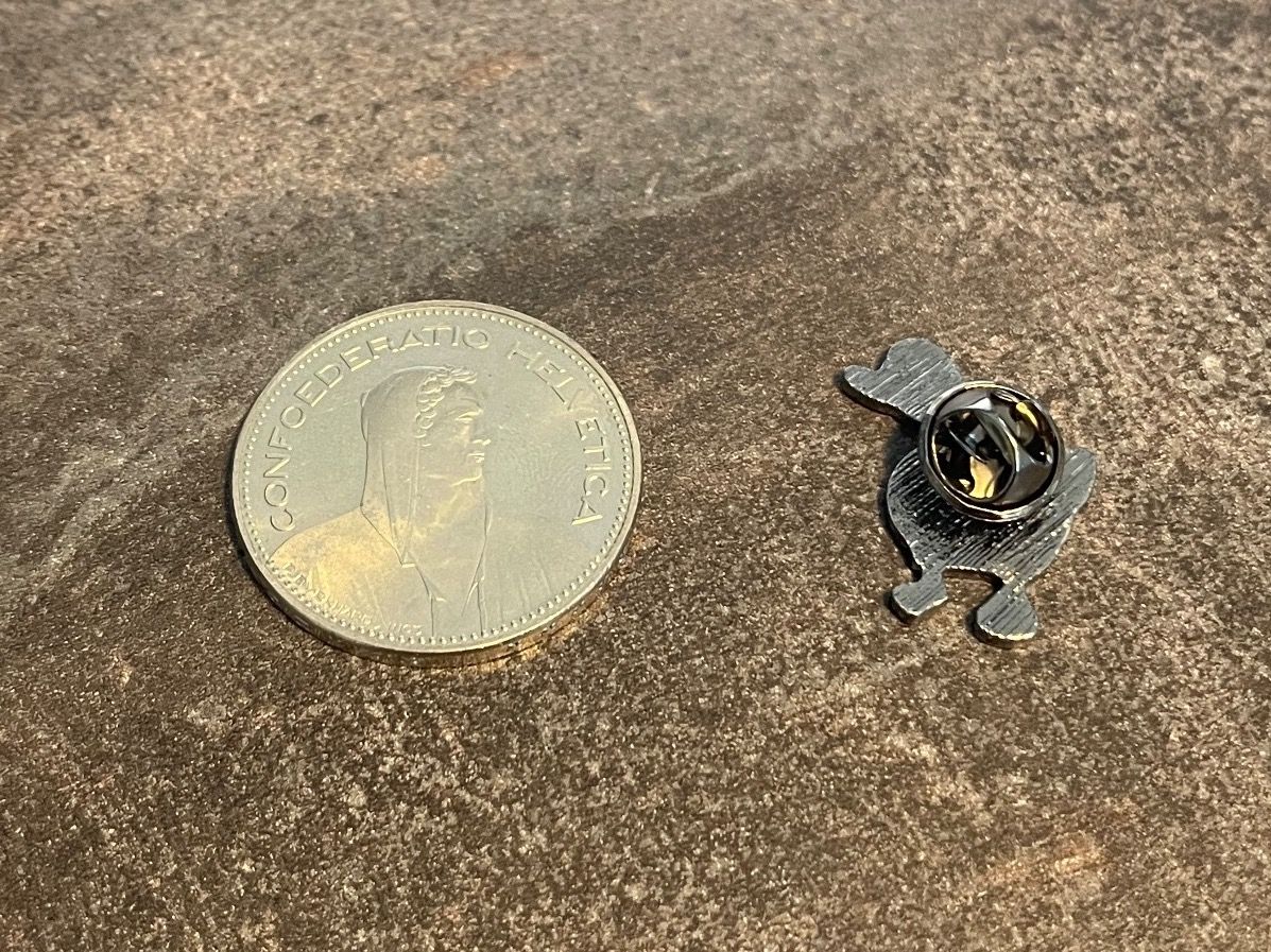 Plaketten & Abzeichen: Angry Goose Meme Pin – Gebraucht aus Biel/Bienne von bas_c8yf 2