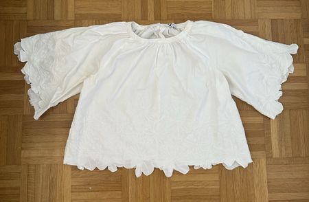 Weisses Oberteil/ Bluse von Object mit Blumenmuster Gr. 40