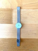 Junghans Max Bill Quarz-Uhr im Bauhaus-Design