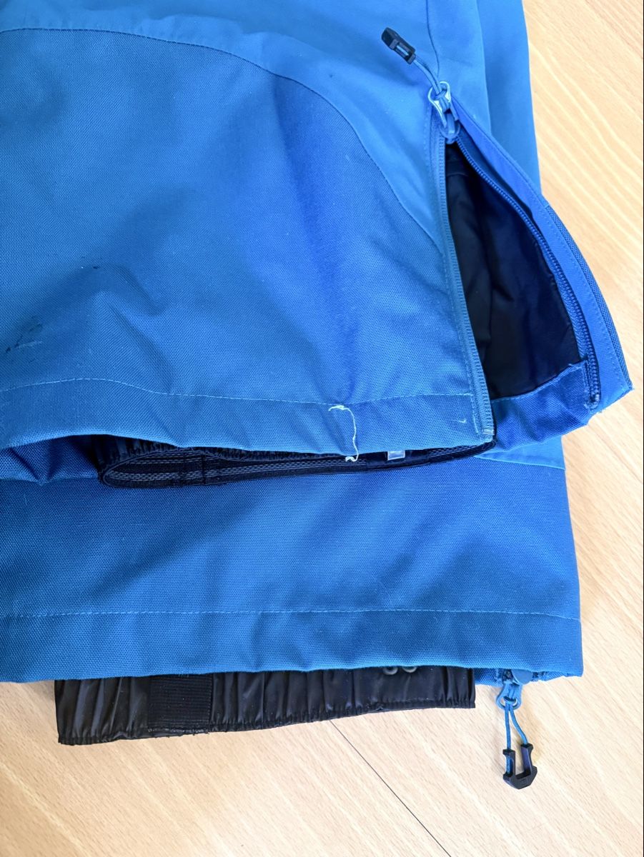 Salomon Pantaloni: Salomon Skihose, Gr. S, Blau – Usato da Davos Platz venduto da suz_npk9 5