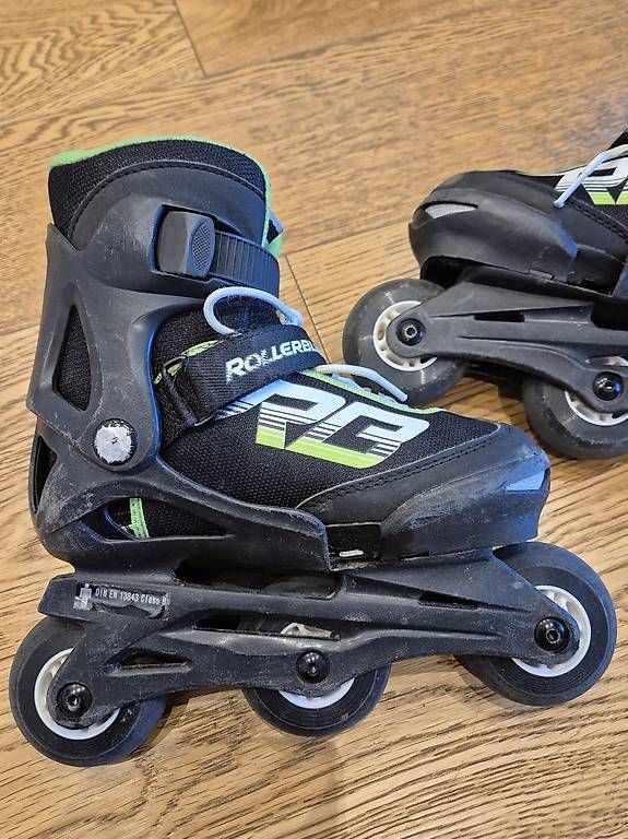 Pattini in linea & Pattini a rotelle: Pattini a rotelle rollerblade tg. 29-34 – Usato da Taverne venduto da jaeggiar 2