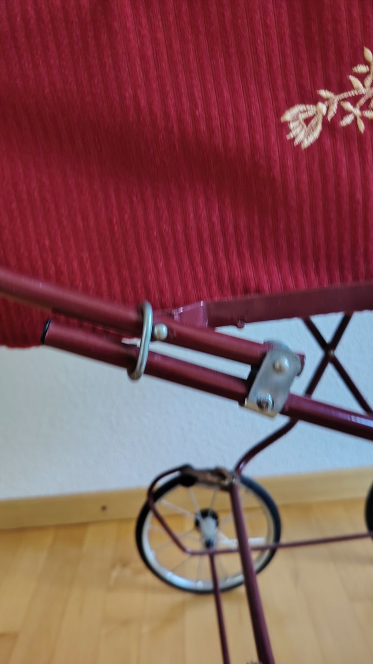 Carrozzine per bambole: Vintage-Puppenwagen – Usato da Niederwil AG venduto da ang_q5m9 5