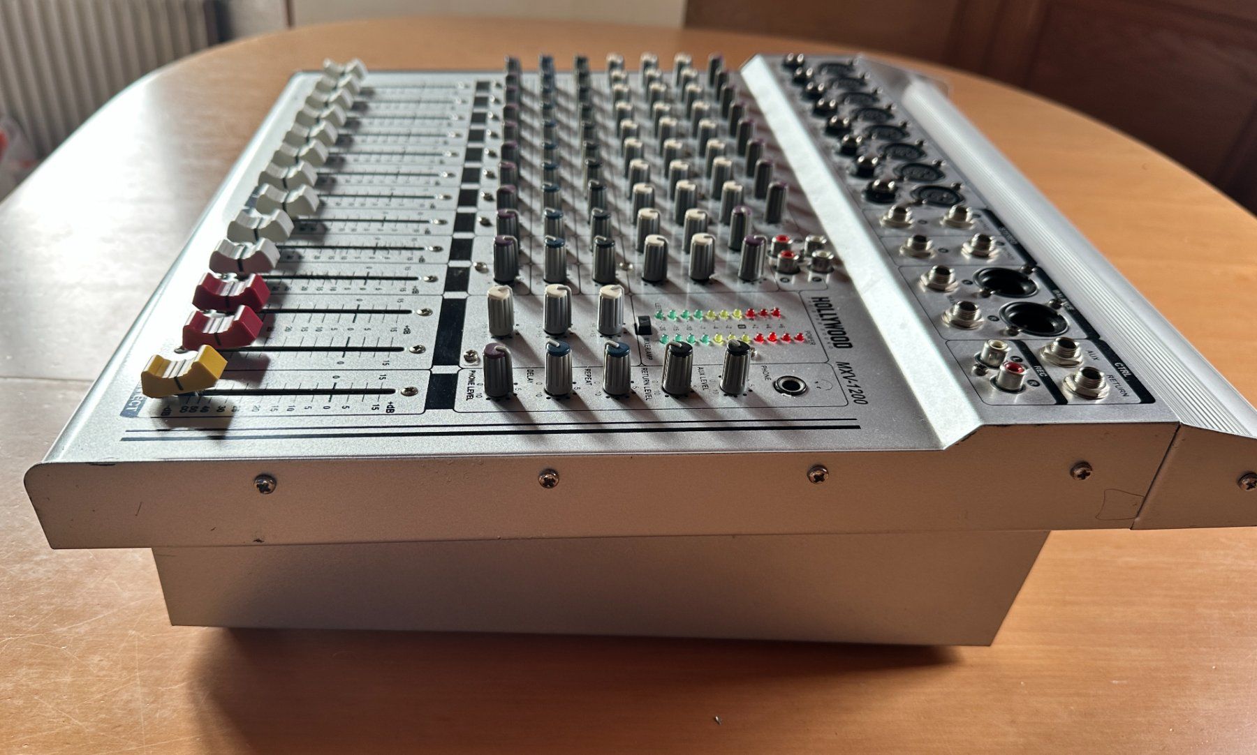 Console di mixaggio: Powermixer Hollywood MXV-1200 12-Kanal – Usato da Buchrain venduto da Pranic 1