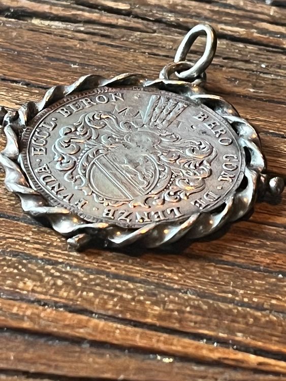 PIÈCE DE 5 francs argent 1962 montée en pendentif, médaillon très belle