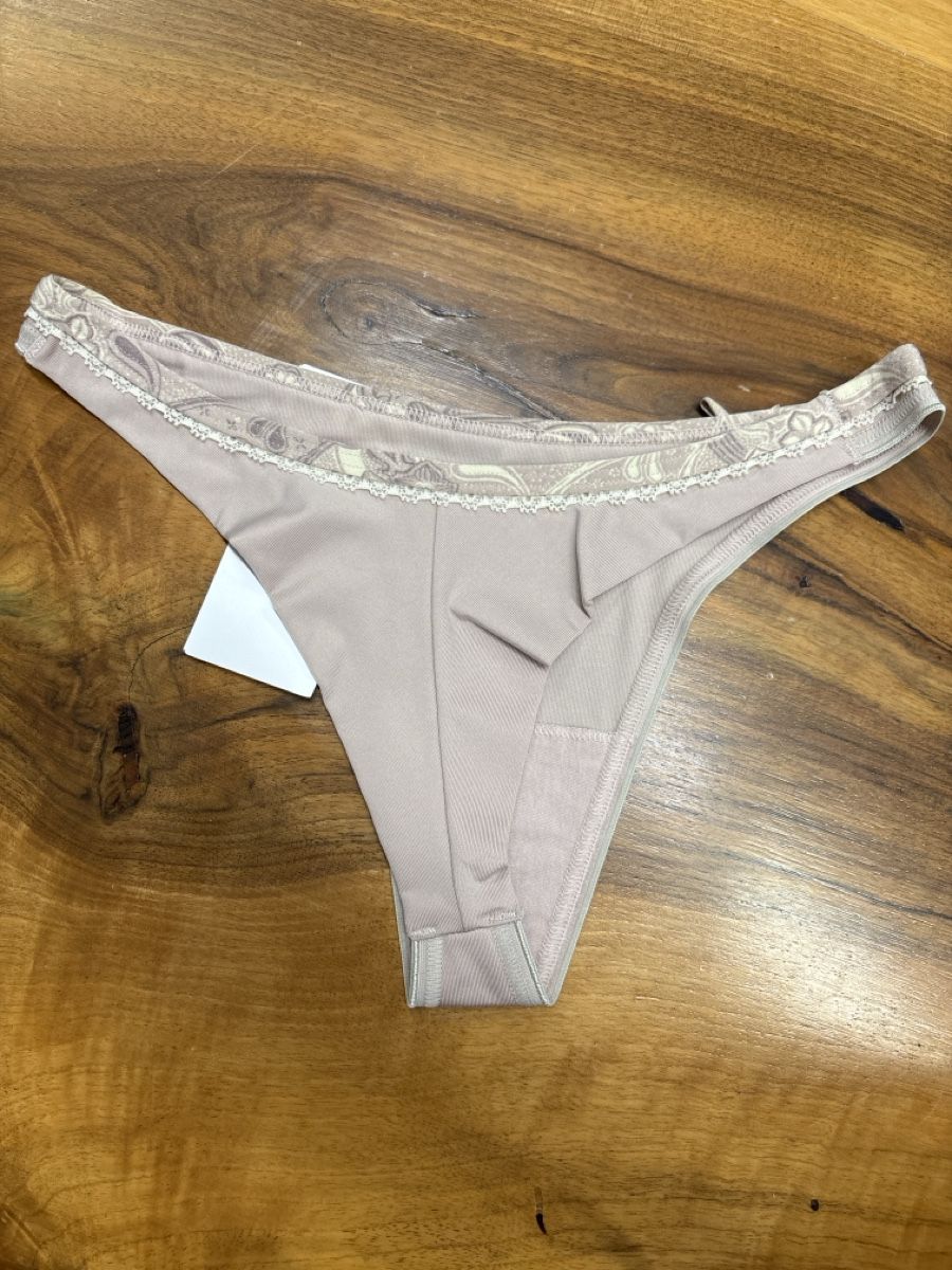 Sloggi Autres dessous: String Grösse S – Neuf avec emballage d'origine à Cumpadials par ofe_btq6 1