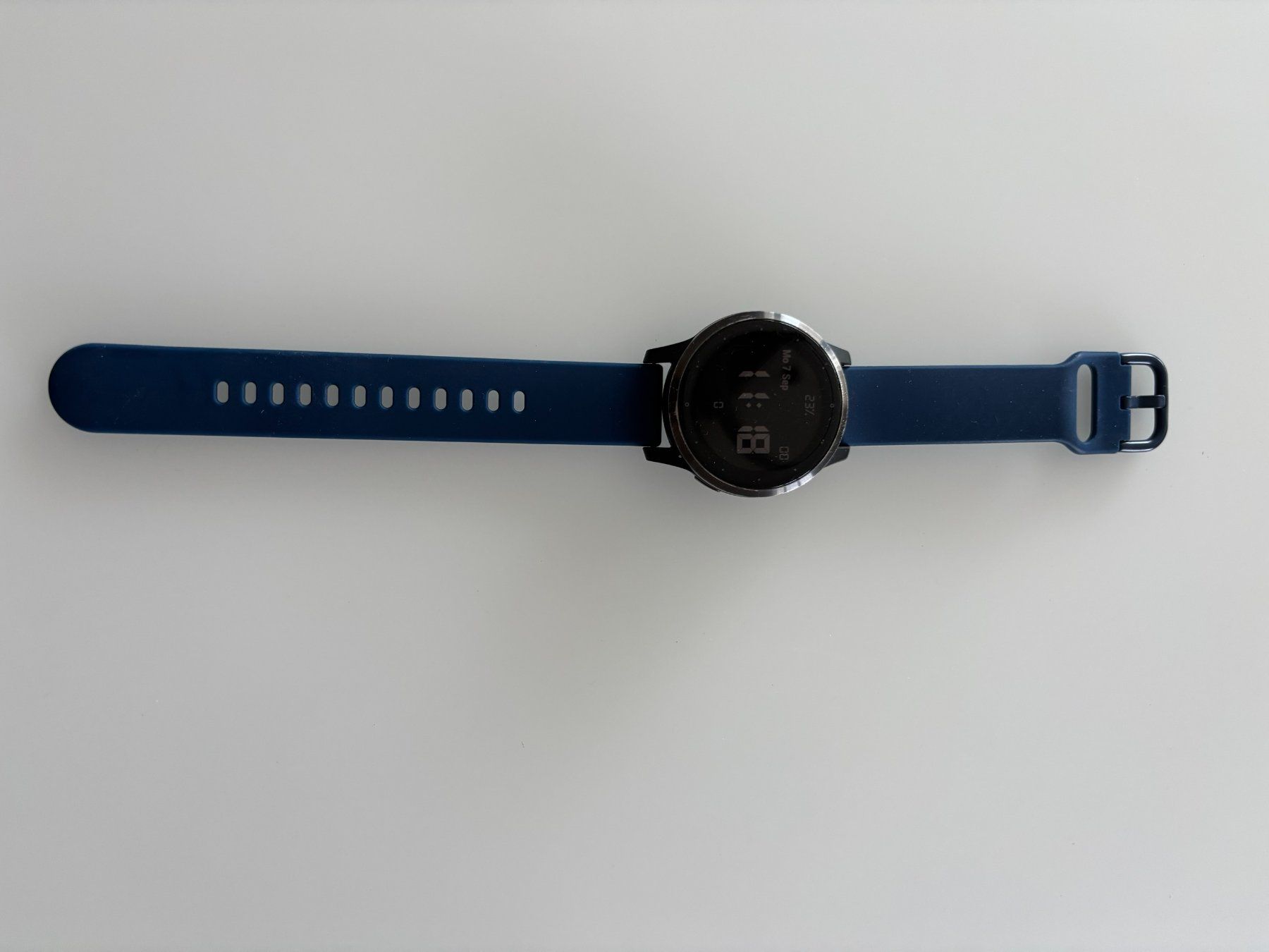 Garmin Smartwatch: Garmin Vivoactive 4S – Usato da Emmenbrücke venduto da ipporo