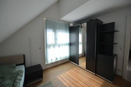 À donner chambre complète en très bon état 