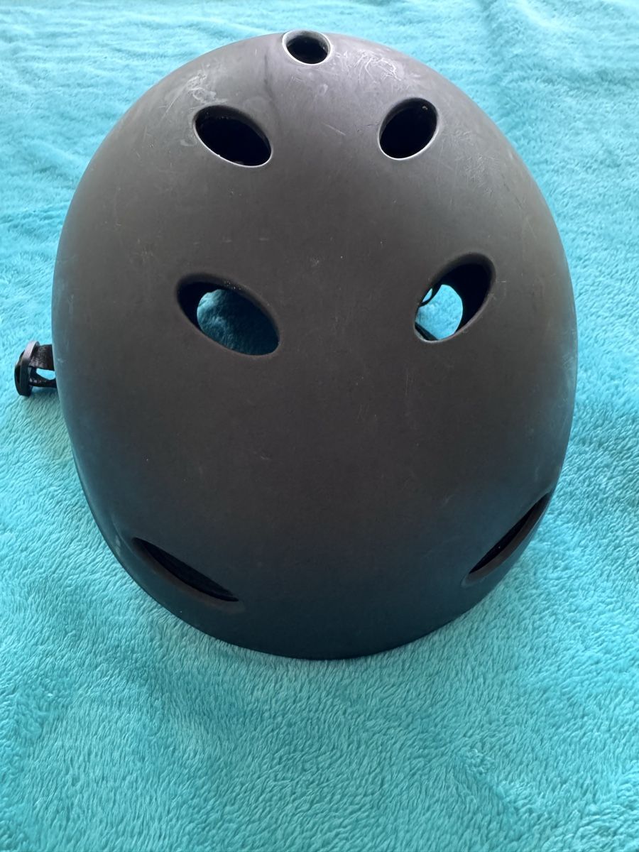 Protezione per viso e udito: Helm für Foilsport/Wingfoil 'RideEngine' – Usato da Champfèr venduto da brilliant