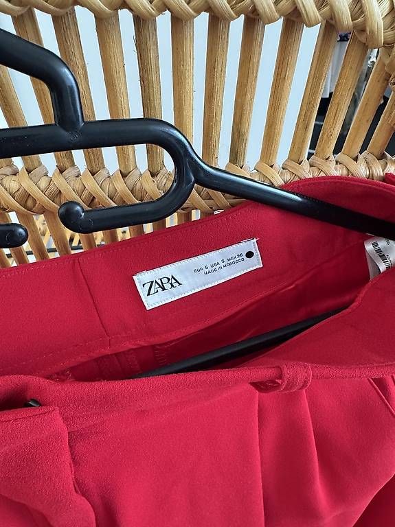Pantaloni: Zara Hose – Usato da St. Gallen venduto da sho_xzw7 2