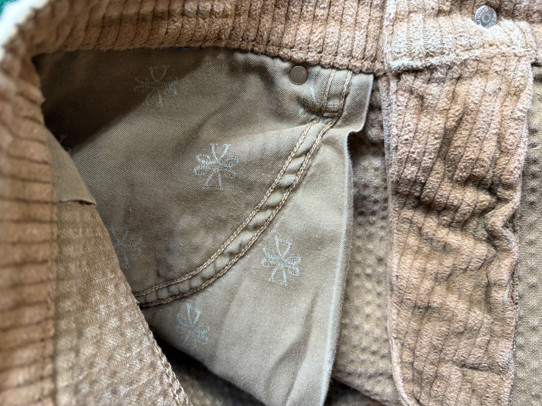 Jacob Cohën Pantaloni: JACOB COHEN ONLY SELECTED EXCLUSIVE FABRICS Hose Gr. 36DE – Usato da Interlaken venduto da Bona55 8