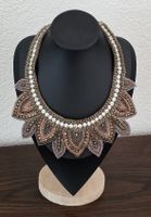 Collier mit Perlen und Steinen, Ethno-Stil