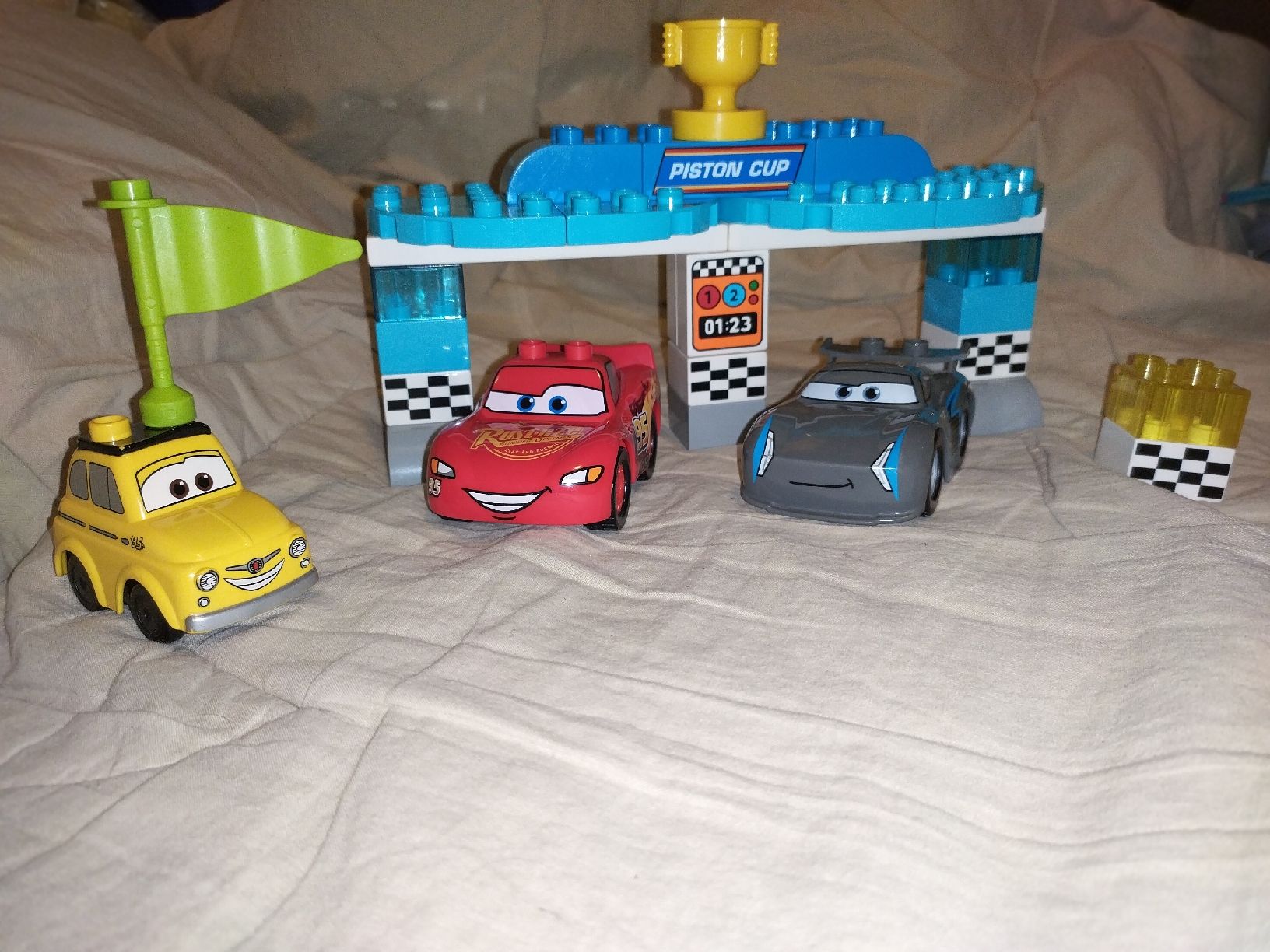 Giocattoli: Lego Duplo Piston Cup Rennen 10857 – Usato da Weiach venduto da Musikmaengu 1