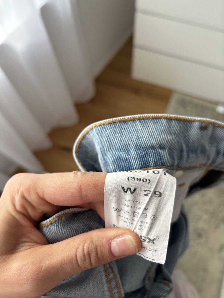 Jeans: Jeans in Light Blue NP: 99.- – Nuovo (secondo la descrizione) da Horgen venduto da lme_8kj7 2