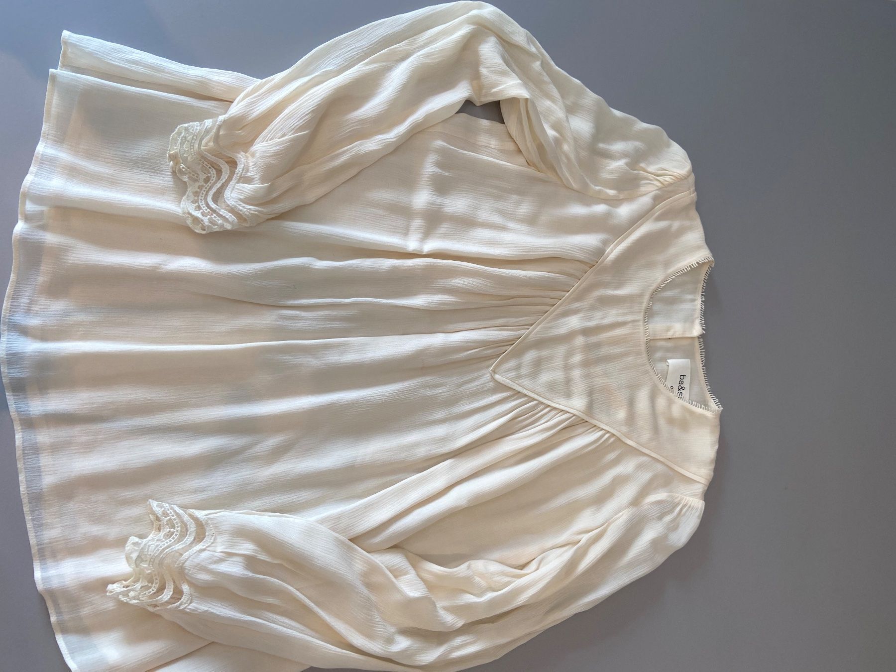 Ba&Sh Camicette: Blouse Ba&Sh – Usato da Ecuvillens venduto da garrig 1