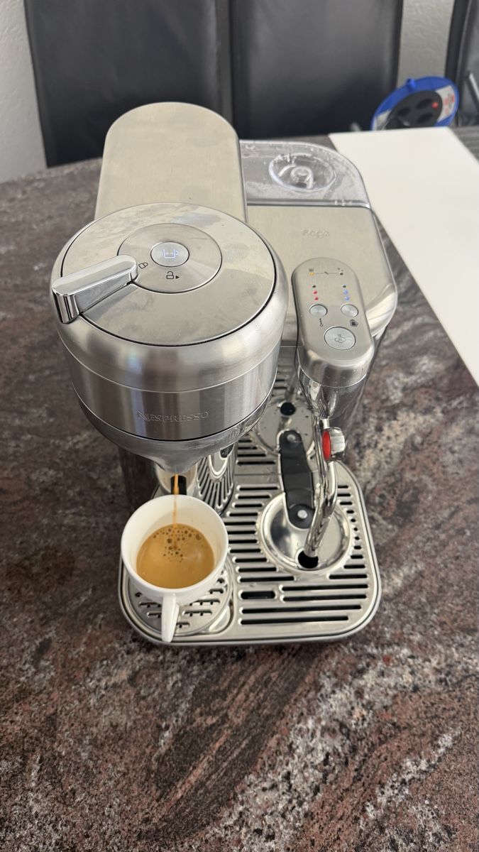 Sage Machines à café & Machines à expresso: SAGE THE VERTUO CREATISTAT BRUSHED STAINLESS  – D'occasion à St.Gallen par gauwo 2