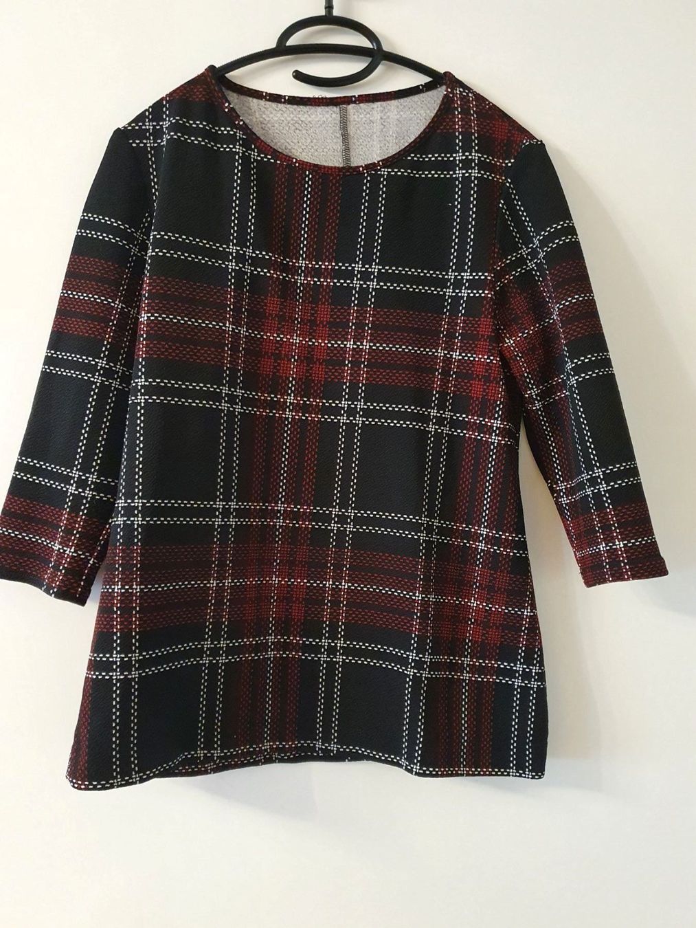 T-shirt: Blusenshirt Gr. M – Usato da Thalwil venduto da Briscolina